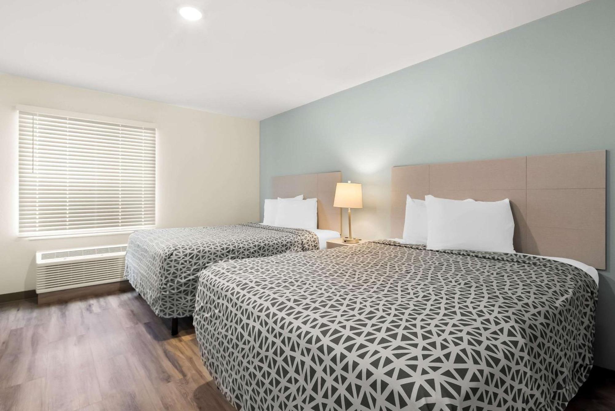 Woodspring Suites Savannah West Chatham Parkway Esterno foto